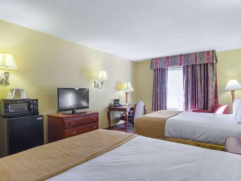 Surestay Plus Hotel By Best Western Durham Medical Center Zewnętrze zdjęcie