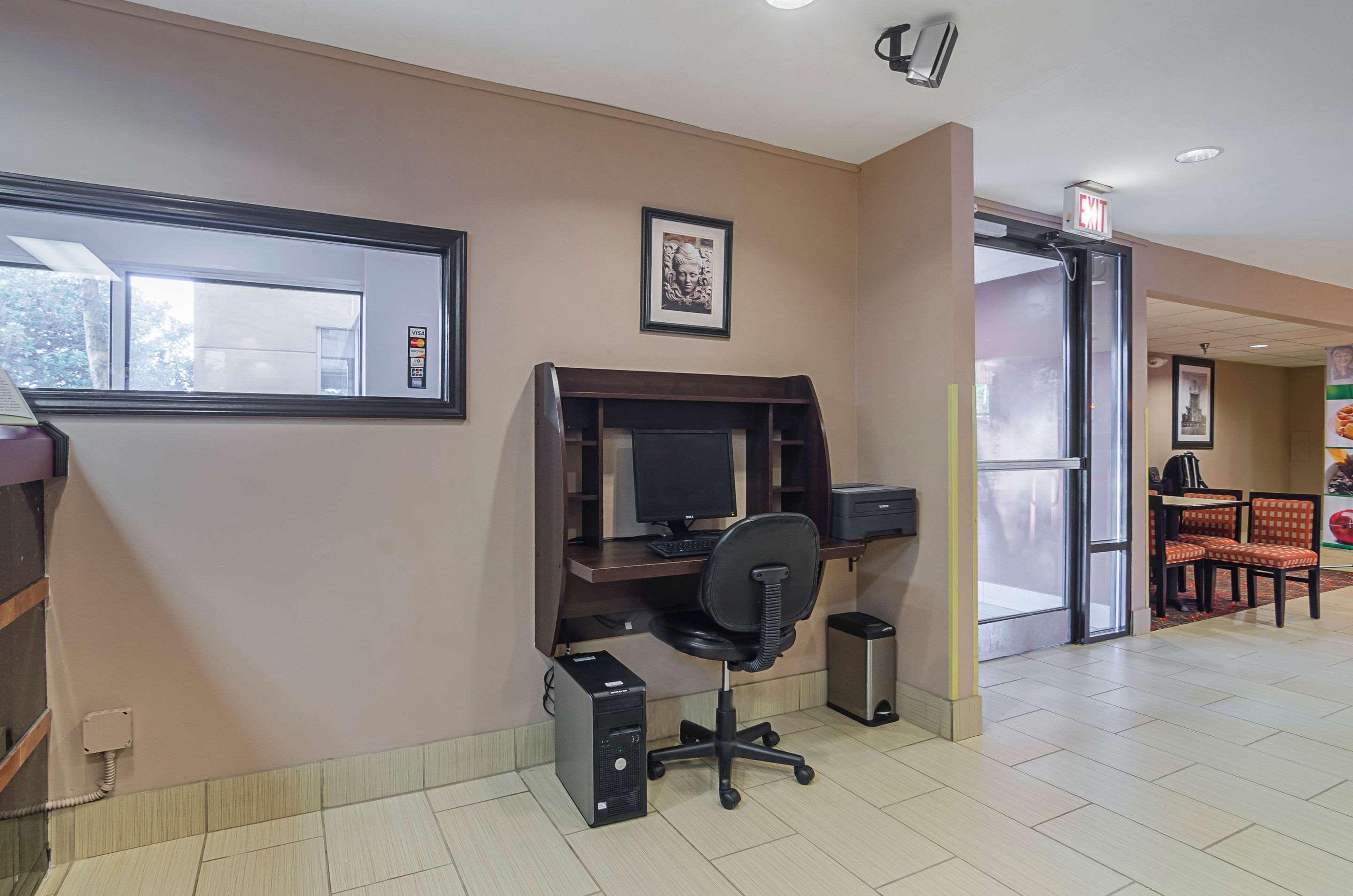 Surestay Plus Hotel By Best Western Durham Medical Center Zewnętrze zdjęcie